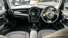 MINI Hatchback 1.5 Cooper Classic Premium 5dr Petrol Hatchback